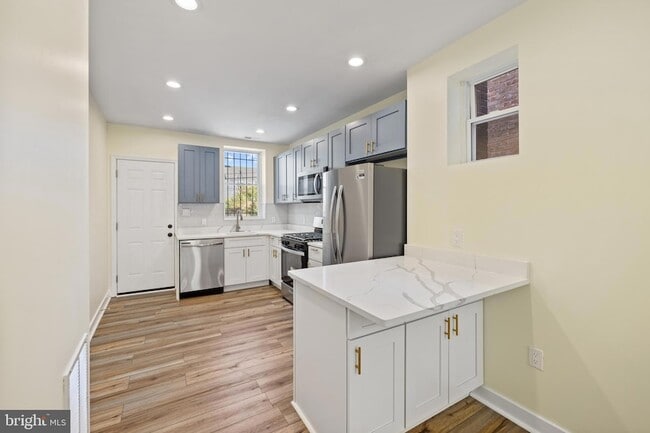 Photo - 6 S Payson St