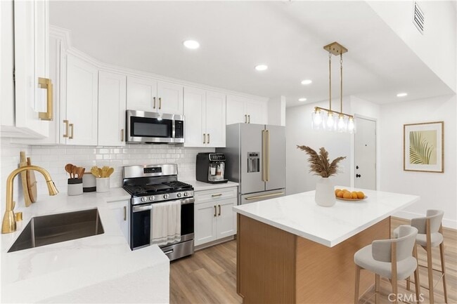 Building Photo - 87 Tennessee St