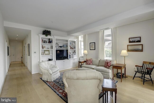 Photo - 2425 L St NW Unit 415