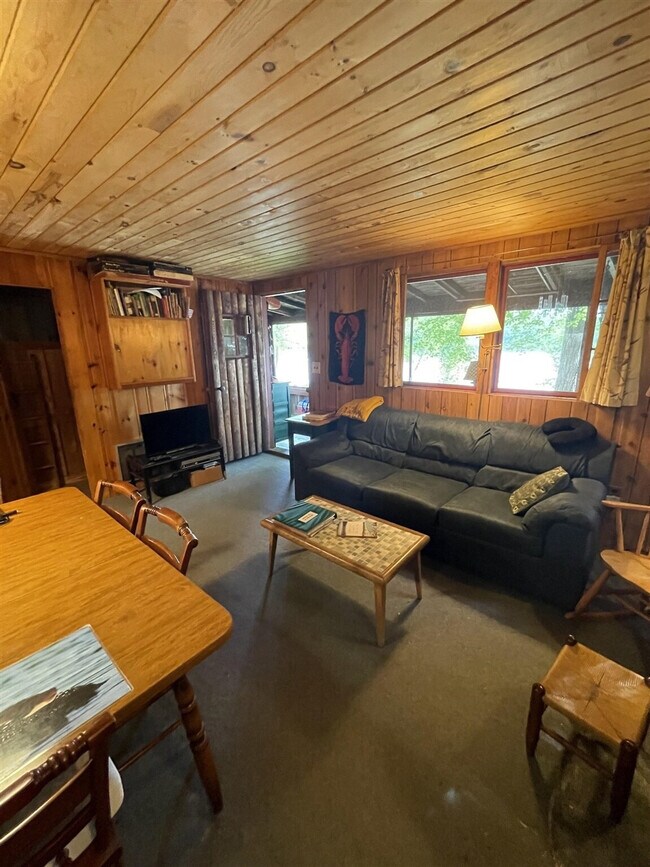 Photo - 4 Anderson Rd Unit ID1255948P