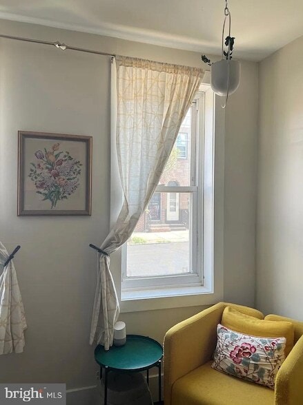 Photo - 2514 Memphis St