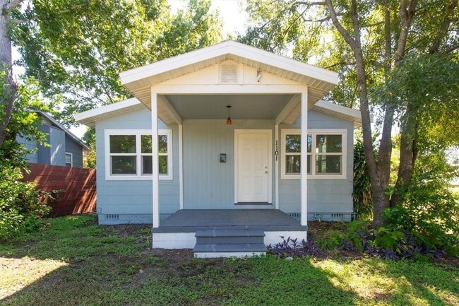 Building Photo - 1101 28th St N