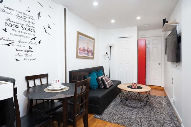 Photo - 305 E 104th St Unit ID1032015P