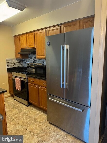 Photo - 8610 Beekman Pl