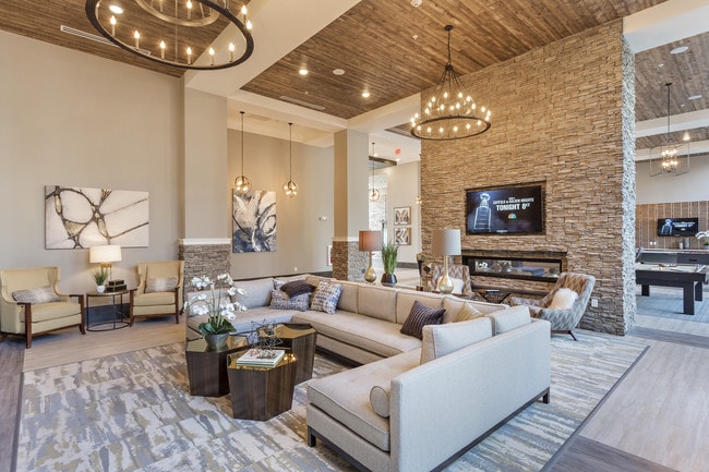 Lounge - The Pendleton at Cranberry Woods