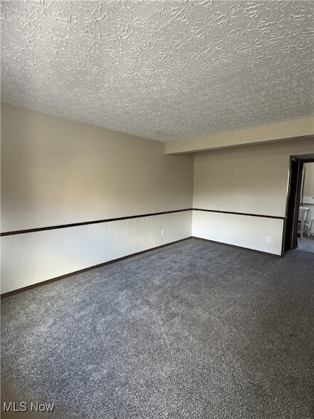 Photo - 4250 S Main St