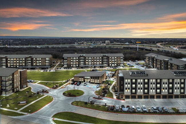 Furnished Short Term Rentals in Grand Prairie, TX