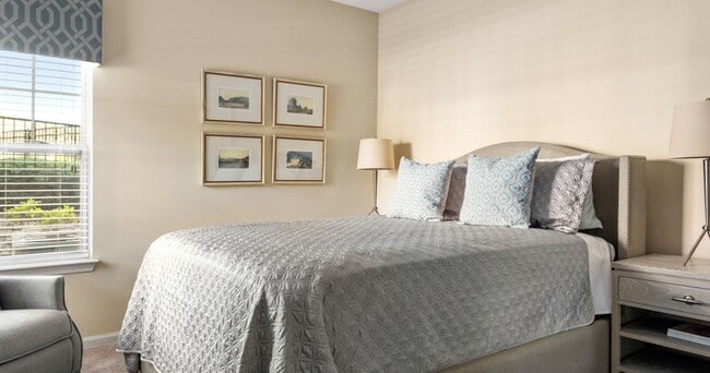 Photo - Claiborne Crossing Apartments