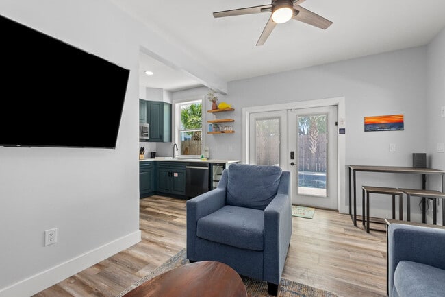 Photo - 95 Cobia St Unit ID1285911P