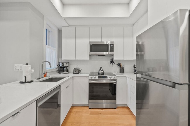 Photo - 418 D St SE Unit FL1-ID1287082P