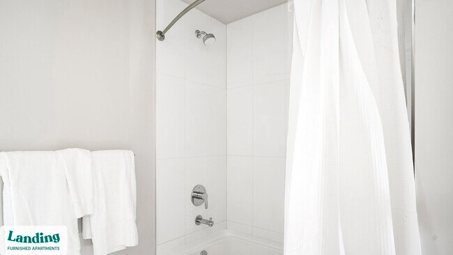 Photo - 698 NE 1st Ave Unit CMW-2003