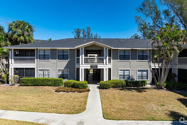 Building Entrance - Belvedere at Quail Run Apartments