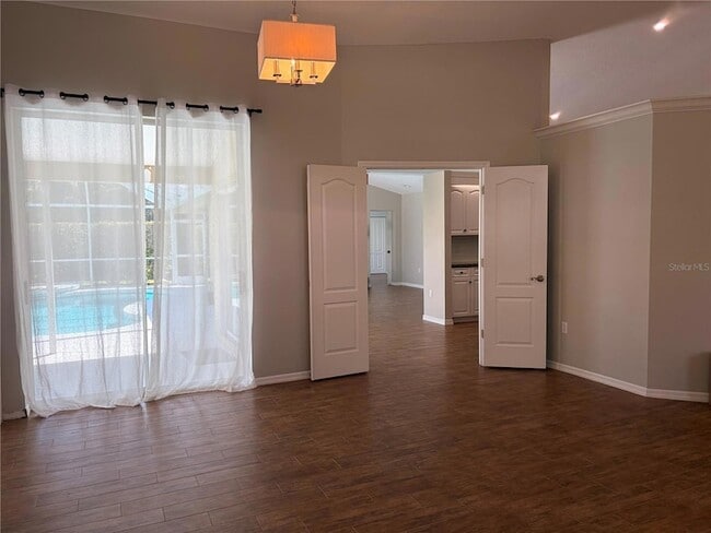 Photo - 5828 Sandy Pointe Dr