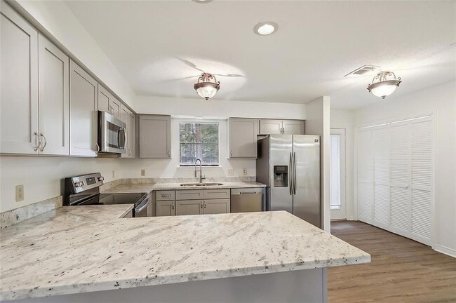 Photo - 309 Teal Ct