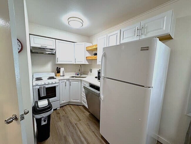 Photo - 802 S Elm St Unit SI ID1296539P