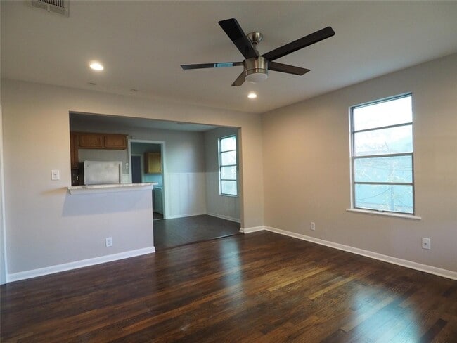 Photo - 4508 Bennett Ave
