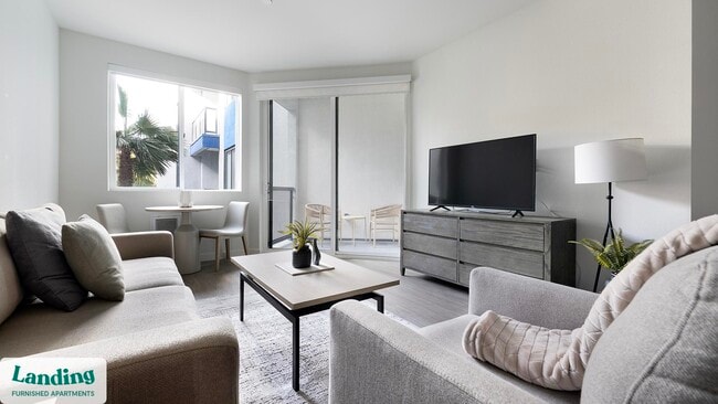 Photo - 9235 W Russell Rd Unit 301.1405067