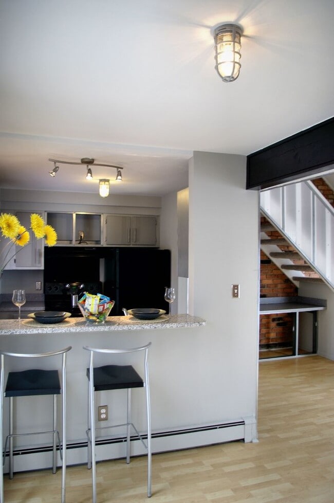 Photo - Crooks South Apartments