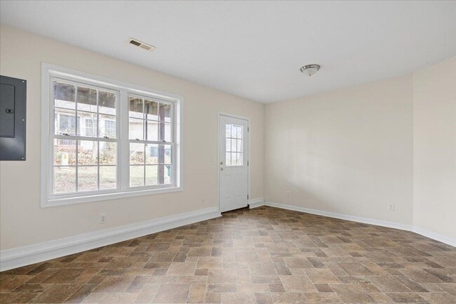 Photo - 3043 Diamond Spring Ln