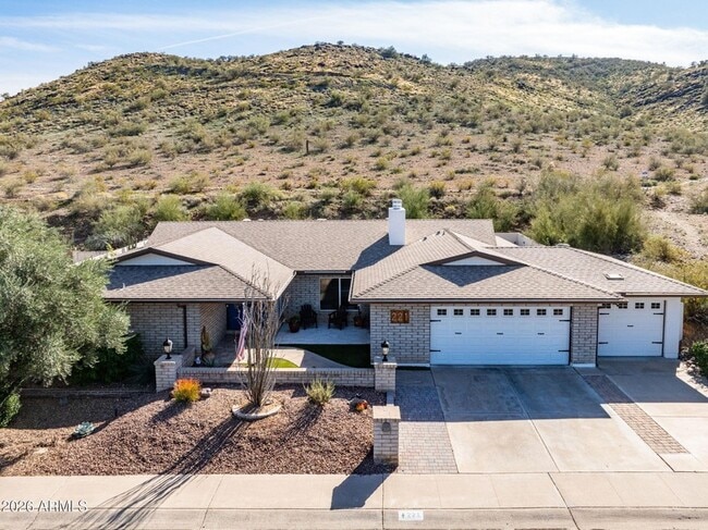 Photo - 221 W Sweetwater Ave