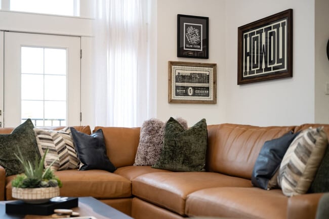 Photo - 218 Tarrow St Unit ID1071608P