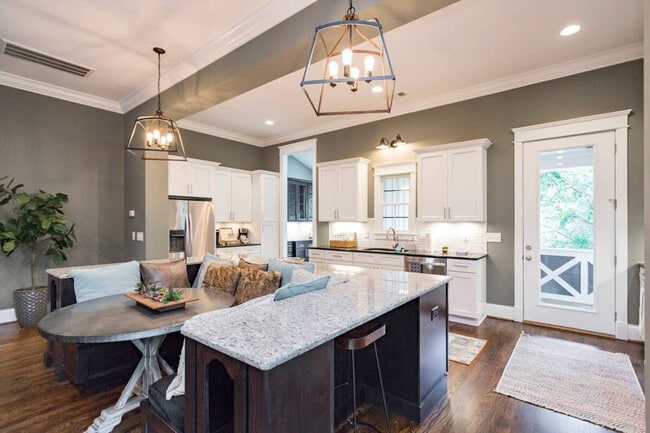 Photo - 1415 Shelby Ave Unit ID1302200P