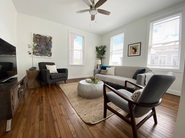 Building Photo - 1137 Fuller St Unit ID1056032P