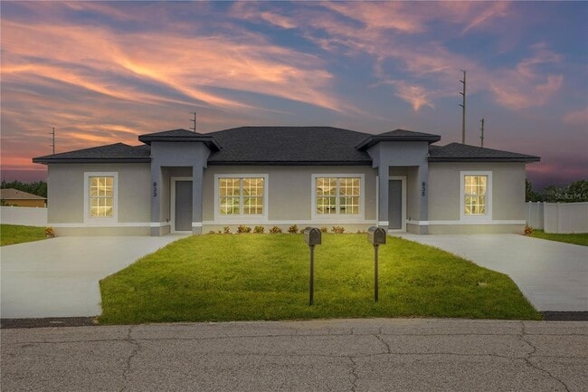 Photo - 833 Colville Dr
