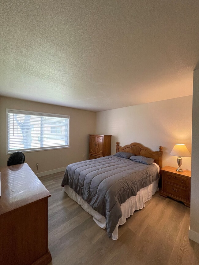 Photo - 604 N Columbia Center Blvd Unit ID1324047P