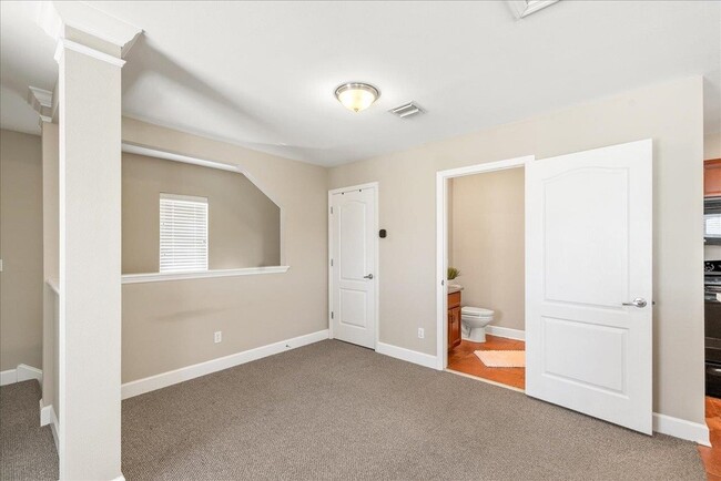 Photo - 2458 Goldenrod Wy