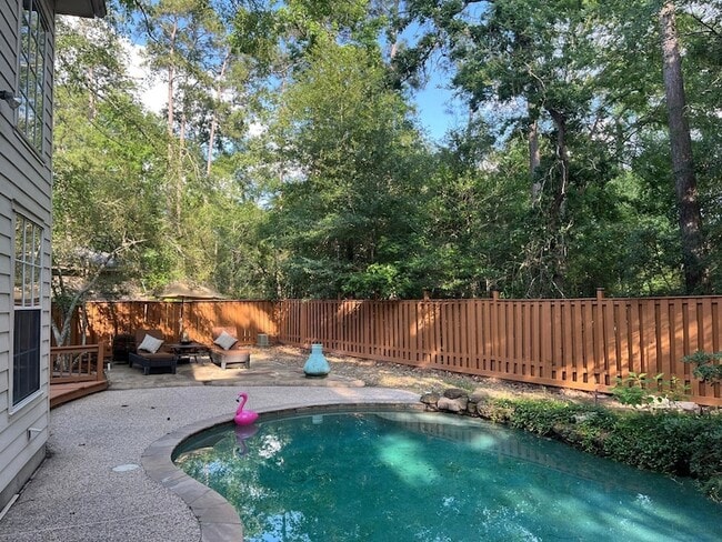 Photo - 3 Candle Pine Pl