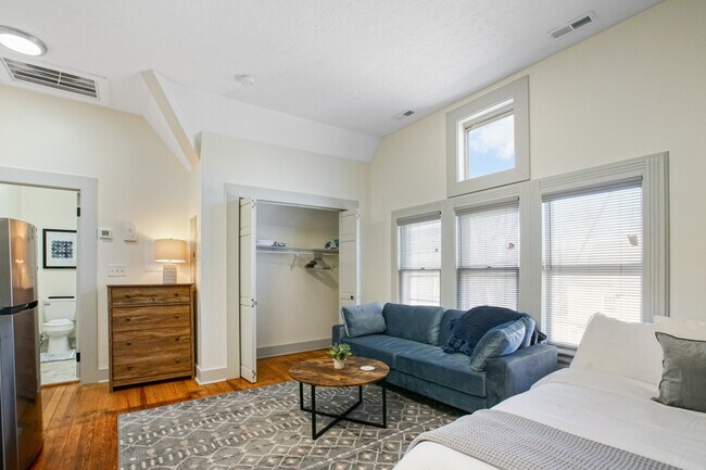 Photo - 1848 E 89th St Unit ID1061085P