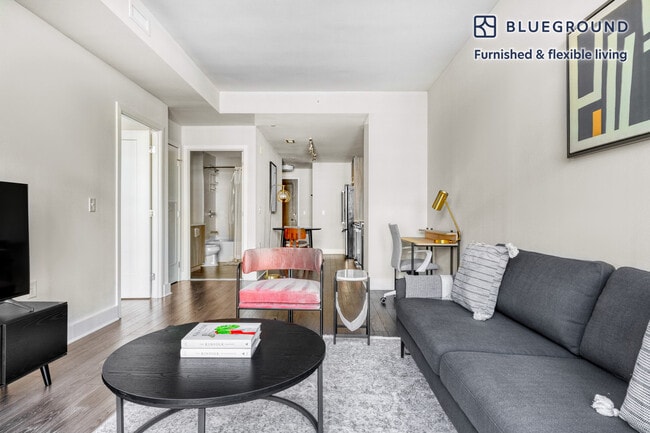 Photo - 4901 Montgomery Ln Unit FL7-ID470