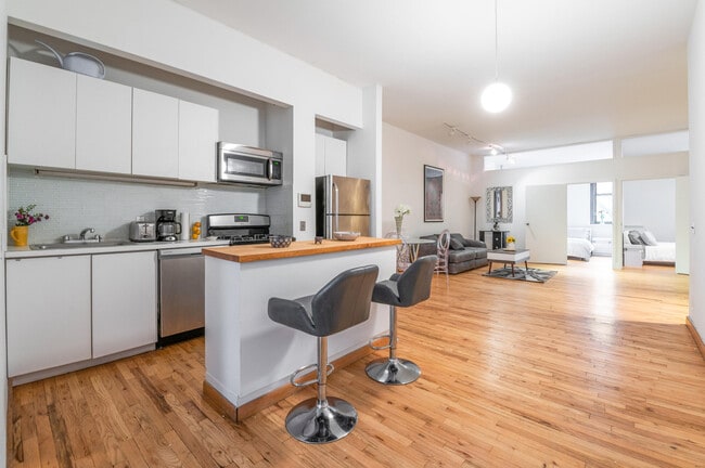 Photo - 85 W Broadway Unit FL3-ID1039016P