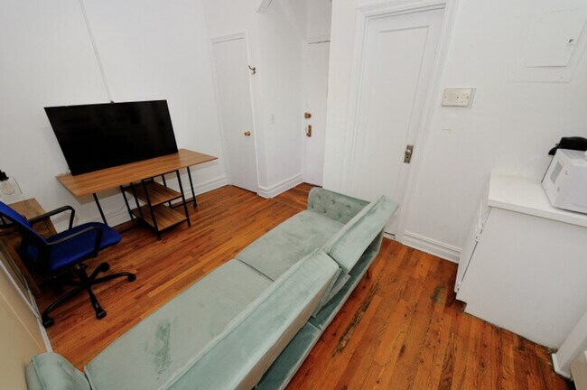 Photo - 649 9th Ave Unit ID1323949P