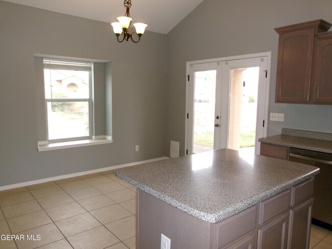 Photo - 5532 Ignacio Frias Dr