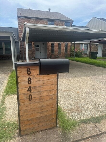 Photo - 6840 25th St