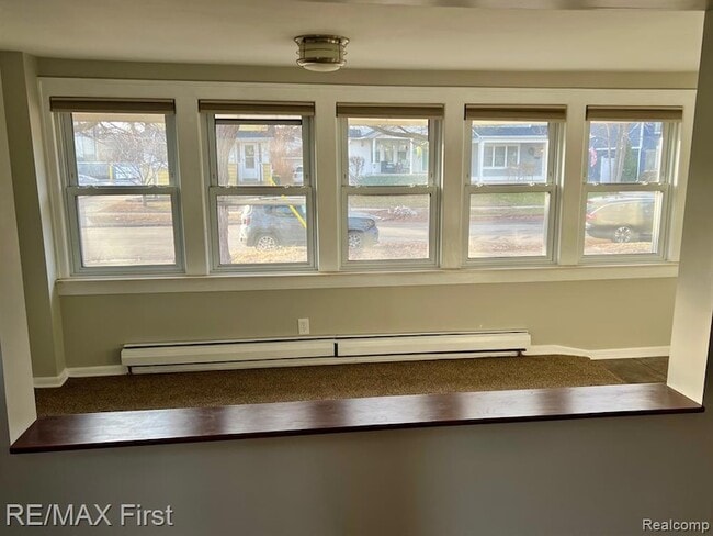 Photo - 118 Potter Ave