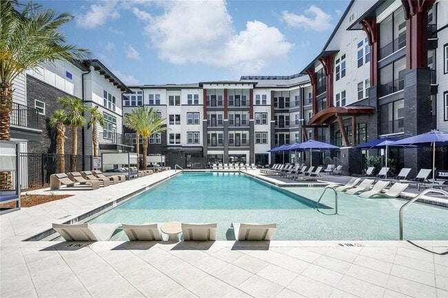 Building Photo - 20191 Sabal Palm Ct Unit C1