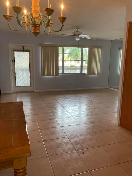 Photo - 2094 Cornwall E Unit 2094