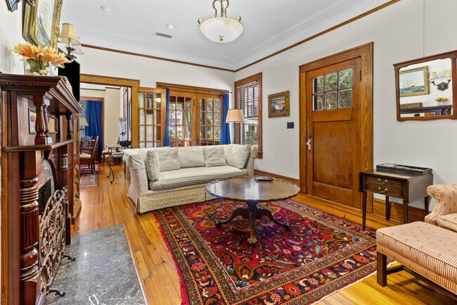 Building Photo - 305 NE 4 St Unit ID1359131P