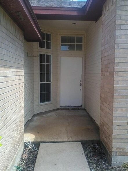 Photo - 1715 Marigold St
