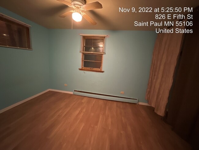 Photo - 826 5th St E
