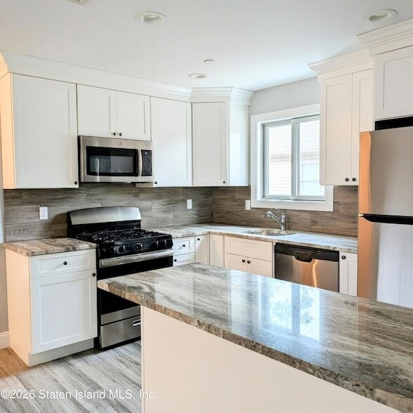 Photo - 162 Edgegrove Ave