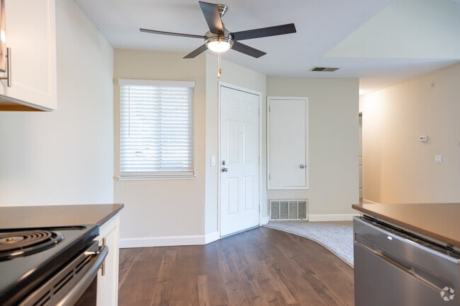 3BR, 2BA - 1157SF - The Villages