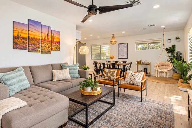 Building Photo - 7312 E Villa Way Unit SI ID1558620P