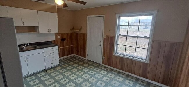 Photo - 3305 Chippewa Ln