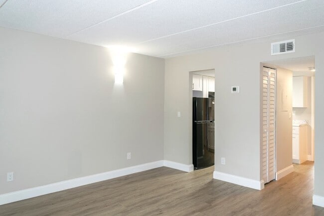 Photo - Ridge Apartments