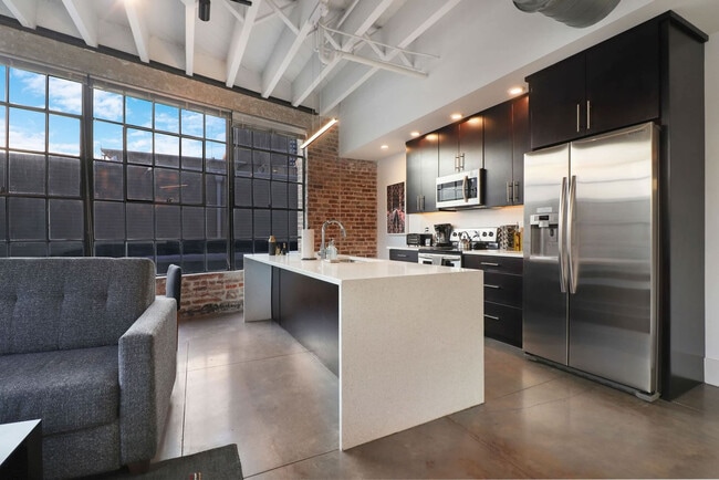 Photo - 822 Howard Ave Unit ID1272380P