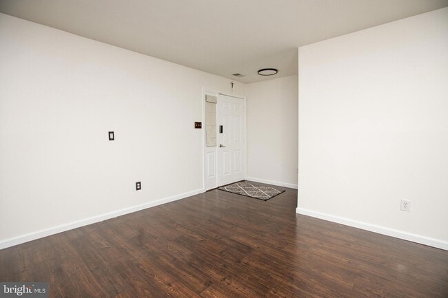 Photo - 297 Andover Pl Unit 297